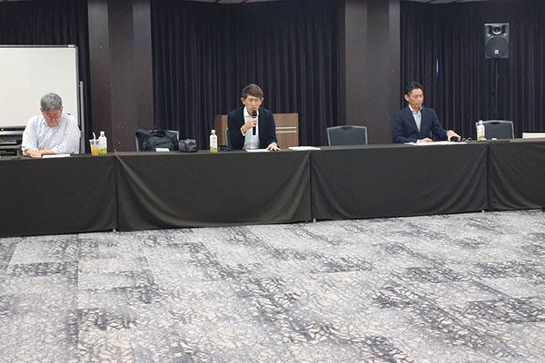 第3回 理事会 =10月22日=